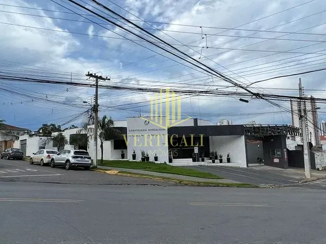 Ponto com 852m², para alugar, no bairro Jardim Cuiabá em Cuiabá