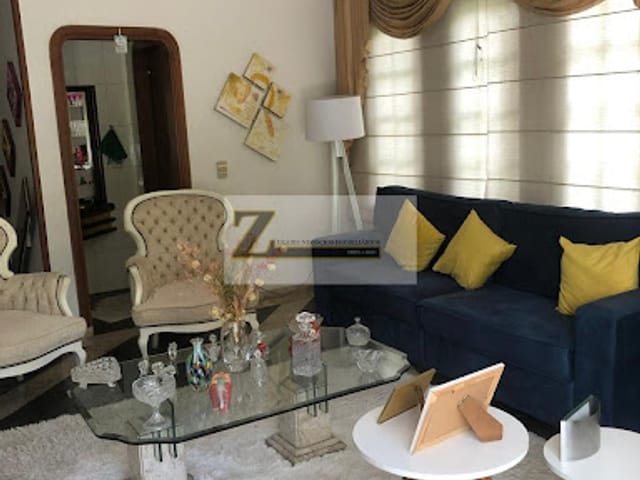 Sobrado com 480m², para alugar, no bairro Centro em Guarulhos