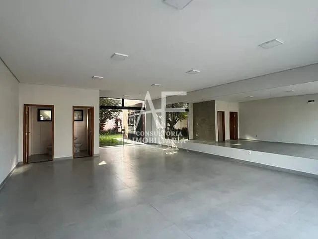 Ponto para alugar, no bairro Centro em Taubaté