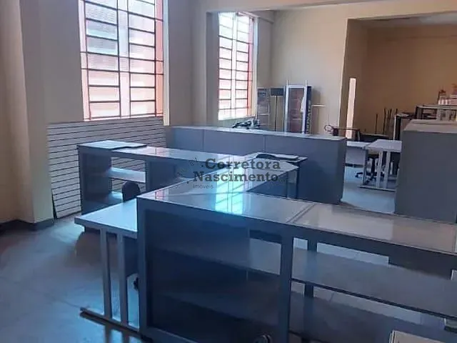 Ponto para alugar, no bairro Vila Martinez em Jacareí