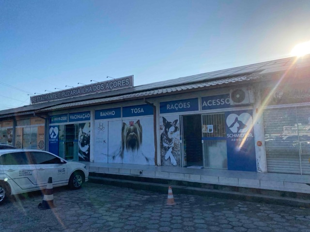 Foto do Ponto - À VENDA: Ponto Comercial Porteira Fechada, no bairro Saco dos Limões, Florianópolis, SC | Costão Sul Imóveis