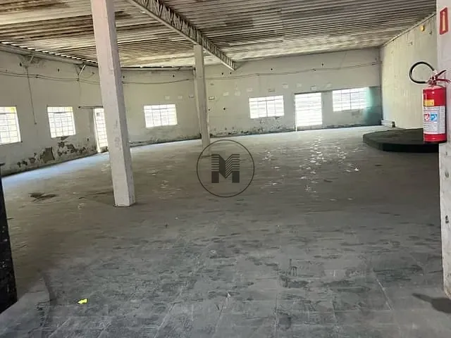 Ponto com 460m², para alugar, no bairro Vila Comendador Rodrigues Alves em Guaratinguetá