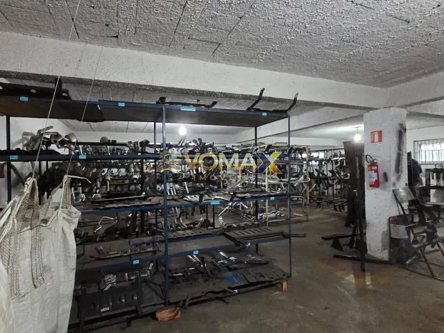 Ponto com 1200m², à venda ou para alugar, no bairro Centro em Itapetininga
