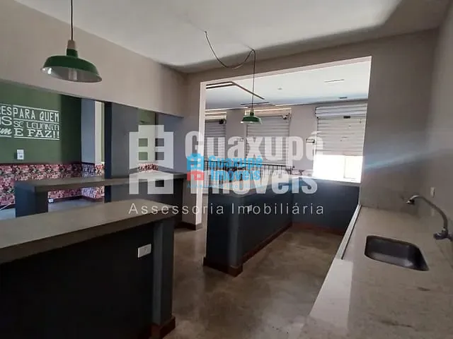 Ponto com 136m², à venda, no bairro centro em GUAXUPÉ