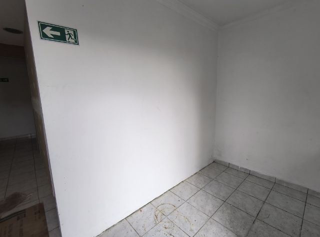 Foto do Ponto - Ponto Comercial 91m² no Centro de Cotia | 2 Salas | Alto Fluxo de Pessoas | Ideal para Escritório ou Comércio | Casa Husti Imóveis