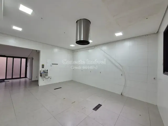 Ponto para alugar, no bairro Centro em Holambra