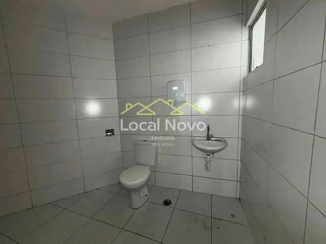 Ponto com 945m², para alugar, no bairro Vila Hulda em Guarulhos
