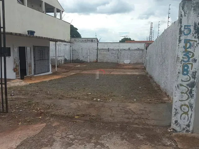 Ponto com 296m², à venda, no bairro Leonor em Londrina