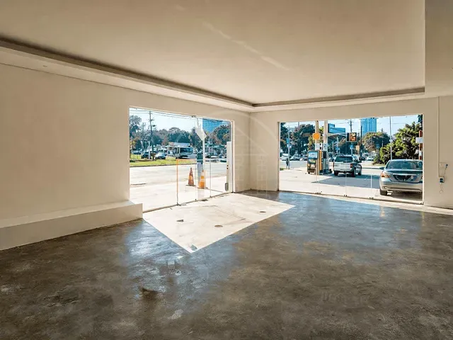 Ponto com 230m², para alugar, no bairro Jurubatuba em São Paulo
