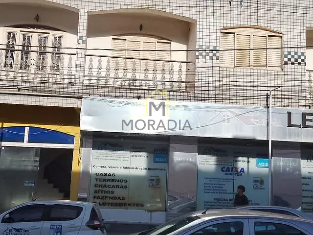 Ponto com 446m², para alugar, no bairro Centro em Guaxupé
