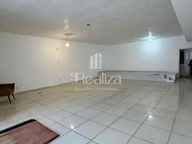Ponto com 183m², para alugar, no bairro Pontal em Ilhéus