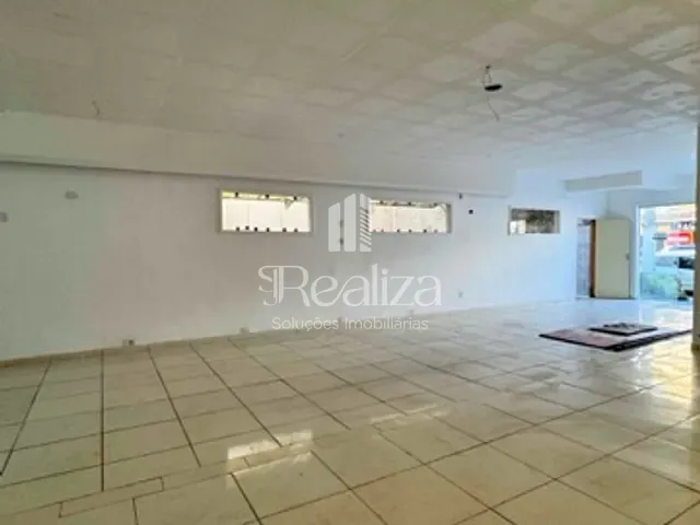 Ponto com 183m², para alugar, no bairro Pontal em Ilhéus