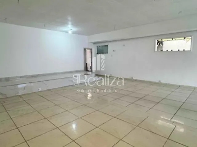 Ponto com 183m², para alugar, no bairro Pontal em Ilhéus