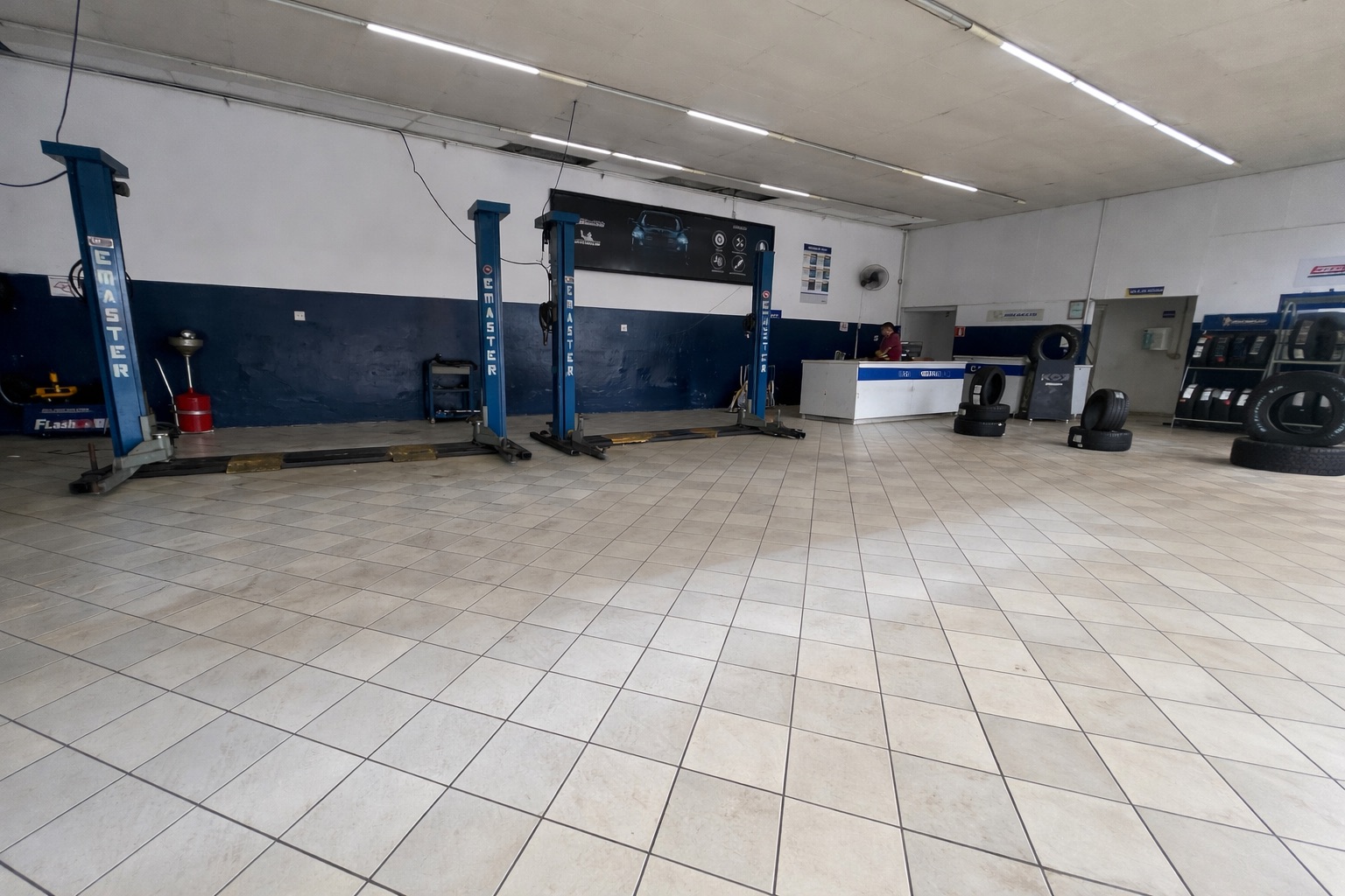 Loja-Salão, 10 m² - Foto 1