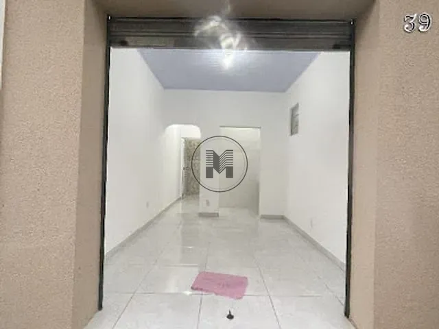 Ponto com 20m², para alugar, no bairro Centro em Guaratinguetá