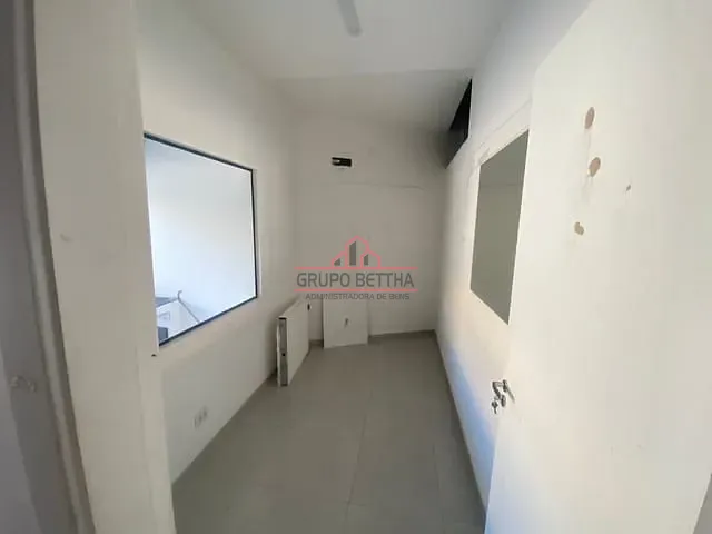 Ponto para alugar, no bairro Vila Boa Vista em Barueri