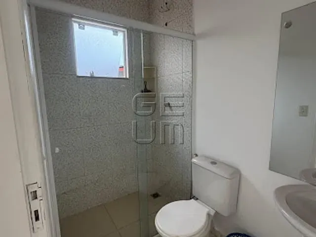 Ponto com 240m², para alugar, no bairro Guanabara em Londrina