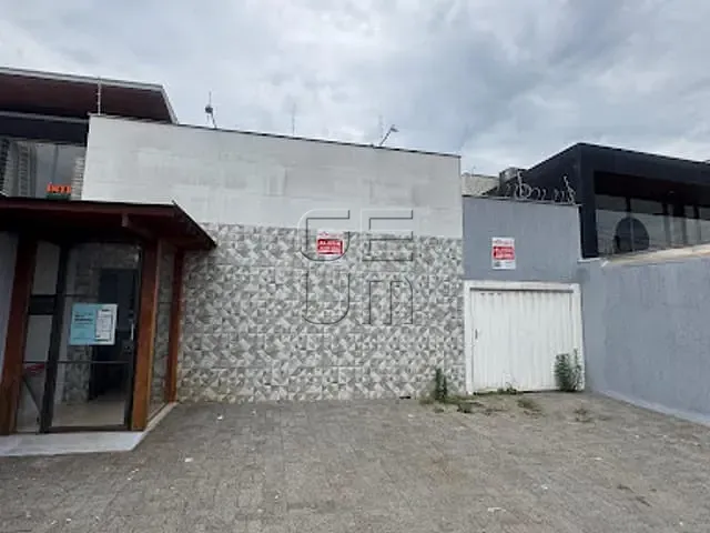 Ponto com 240m², para alugar, no bairro Guanabara em Londrina