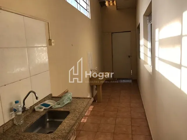 Ponto para alugar, no bairro Centro em Londrina