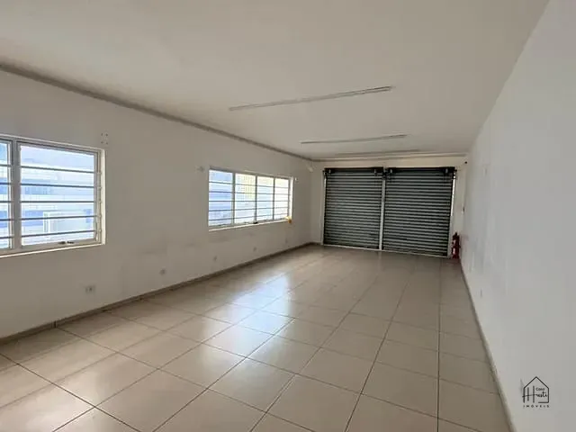 Ponto para alugar, no bairro Centro em Cotia