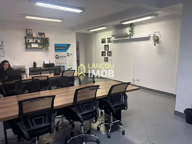 Ponto com 1045m², à venda, no bairro Poste em Jundiaí