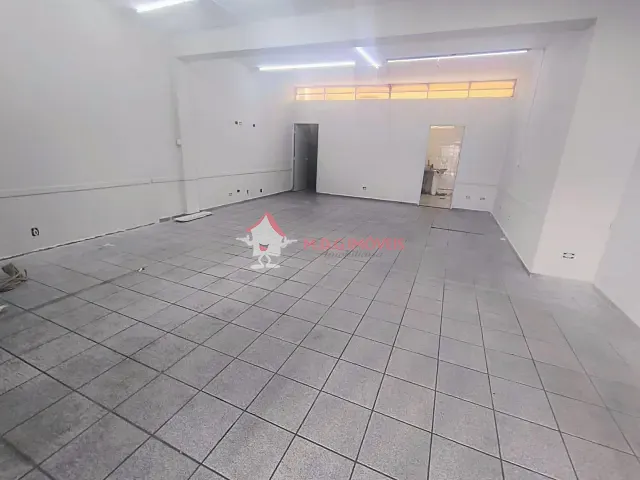 Ponto com 100m², para alugar, no bairro Bela Vista em São Paulo