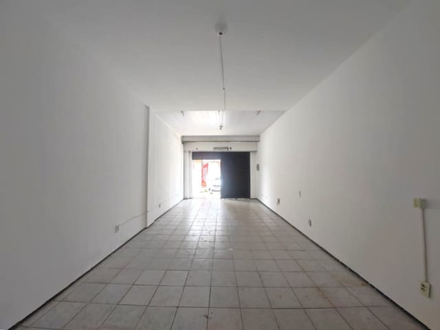 Ponto com 50m², para alugar, no bairro Fátima em Fortaleza