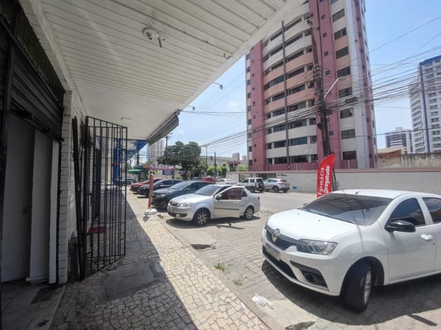Ponto com 50m², para alugar, no bairro Fátima em Fortaleza