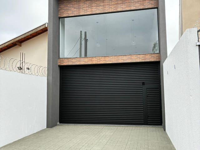 Ponto com 150m², à venda, no bairro Chácara do Visconde em Taubaté