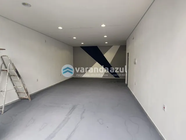 Ponto com 150m², para alugar, no bairro Jardim Marica em Mogi das Cruzes