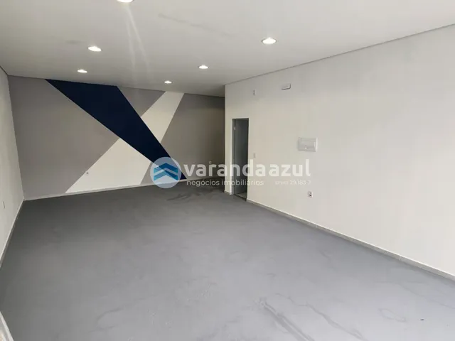 Ponto com 150m², para alugar, no bairro Jardim Marica em Mogi das Cruzes