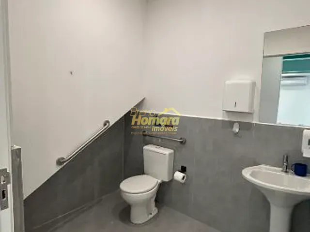 Ponto com 233m², para alugar, no bairro Santa Cecília em São Paulo