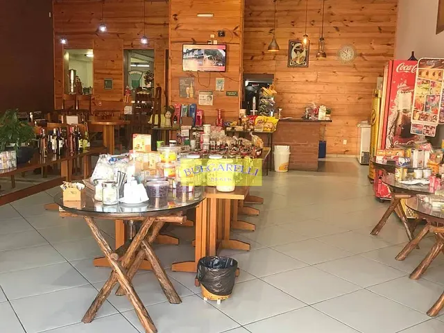 Ponto com 300m², à venda, no bairro Jardim Colônia em Jundiaí