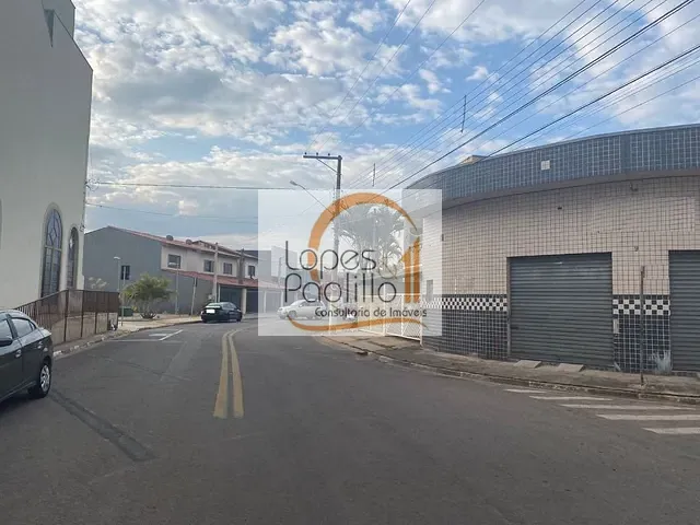 Ponto com 192m², à venda, no bairro Parque das Nações em Atibaia