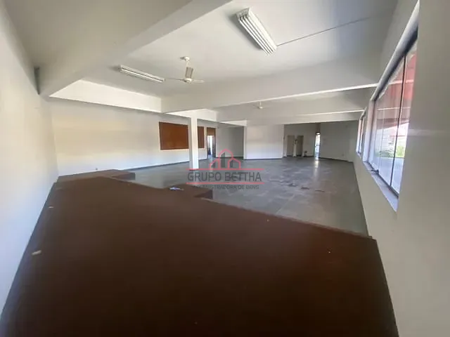 Ponto para alugar, no bairro Vila Boa Vista em Barueri