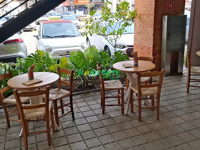Ponto com 70m², à venda, no bairro Urbanova IV em São José dos Campos