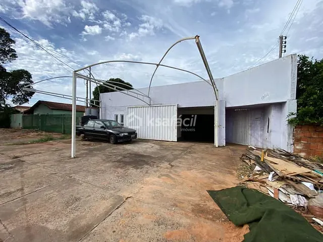 Sala com 190m², para alugar, no bairro Monte Castelo em Campo Grande