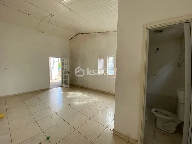 Sala com 190m², para alugar, no bairro Monte Castelo em Campo Grande