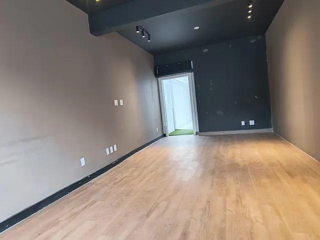 Foto do Ponto - Espaço comercial para locação, Vila Mariana, com 80 m², 1 banheiro, próximo as faculdades ESPM E BELAS  ARTES. | MDG IMÓVEIS