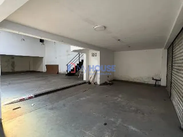Galpão / Barracão com 315m², para alugar, no bairro Centro em Ilhéus