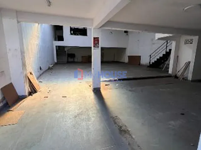 Galpão / Barracão com 315m², para alugar, no bairro Centro em Ilhéus