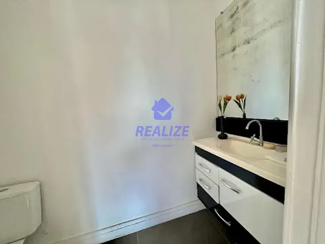 Ponto com 700m², à venda, no bairro Centro em Botucatu