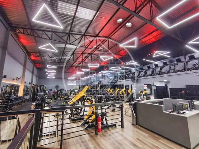 Ponto com 800m², à venda, no bairro Vila São Paulo em São Paulo
