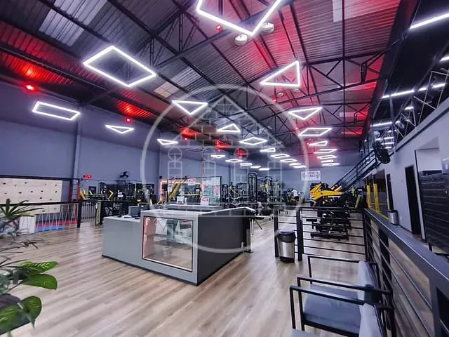 Ponto com 800m², à venda, no bairro Vila São Paulo em São Paulo