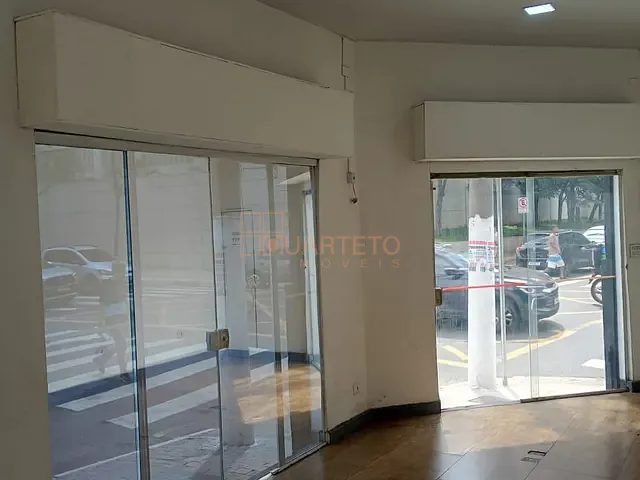 Ponto para alugar, no bairro Água Branca em São Paulo