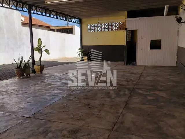 Ponto com 500m², para alugar, no bairro Vila Carolina em Bauru