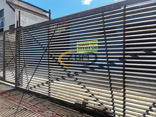 Loja com 210m², para alugar, no bairro Vila Filipin em Londrina
