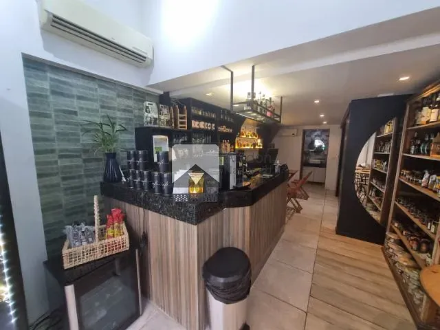 Ponto com 80m², à venda, no bairro Icaraí em Niterói