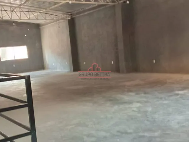 Ponto com 400m², para alugar, no bairro Vila São João em Barueri