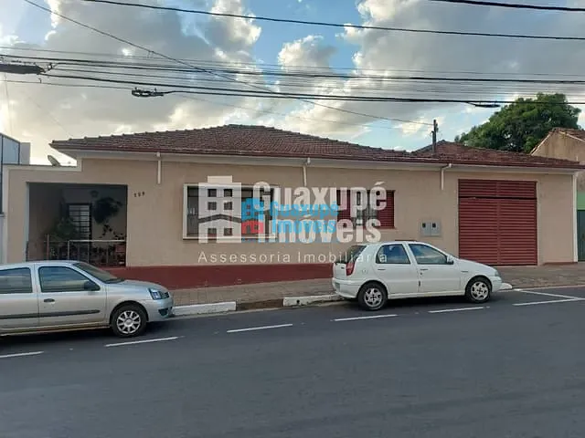 Ponto com 585m², à venda, no bairro CENTRO-TABOÃO em GUAXUPÉ